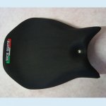 Complete "Competition" line seat with carbon-fibre seat plate