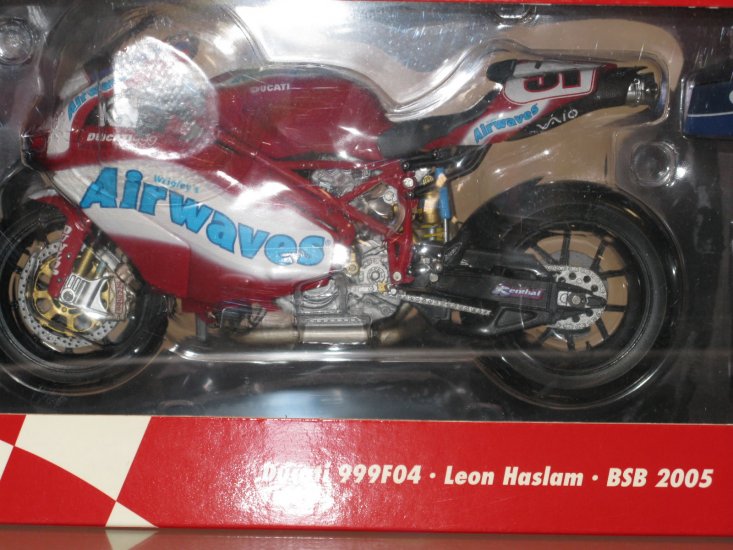 Ducati 999 F04 British Superbike Leon Haslam 2005 - Klik op de afbeelding om het venster te sluiten