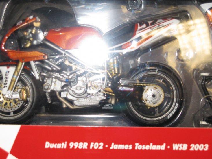 Ducati 998R F02 James Toseland - Klik op de afbeelding om het venster te sluiten