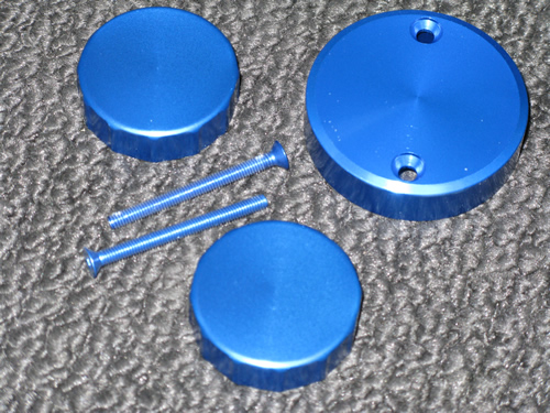 Cnc gefreesde set van 3 reservoirdeksels kleur blauw. - Klik op de afbeelding om het venster te sluiten