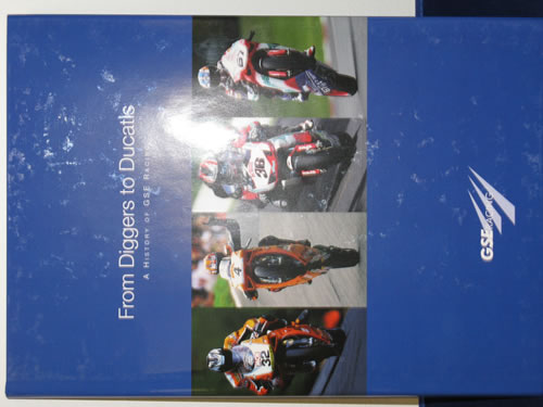 Book the history of GSE Racing 1997-2008 147 pages full color - Klik op de afbeelding om het venster te sluiten