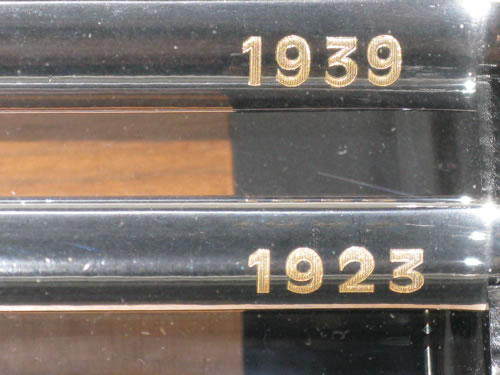 Display 9 pieces wrench-set with Snap-on logos from 1923-1995 le - Klik op de afbeelding om het venster te sluiten