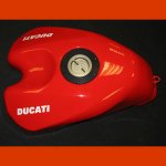 Ducati D16 RR Desmosedici Benzine tank Nieuw